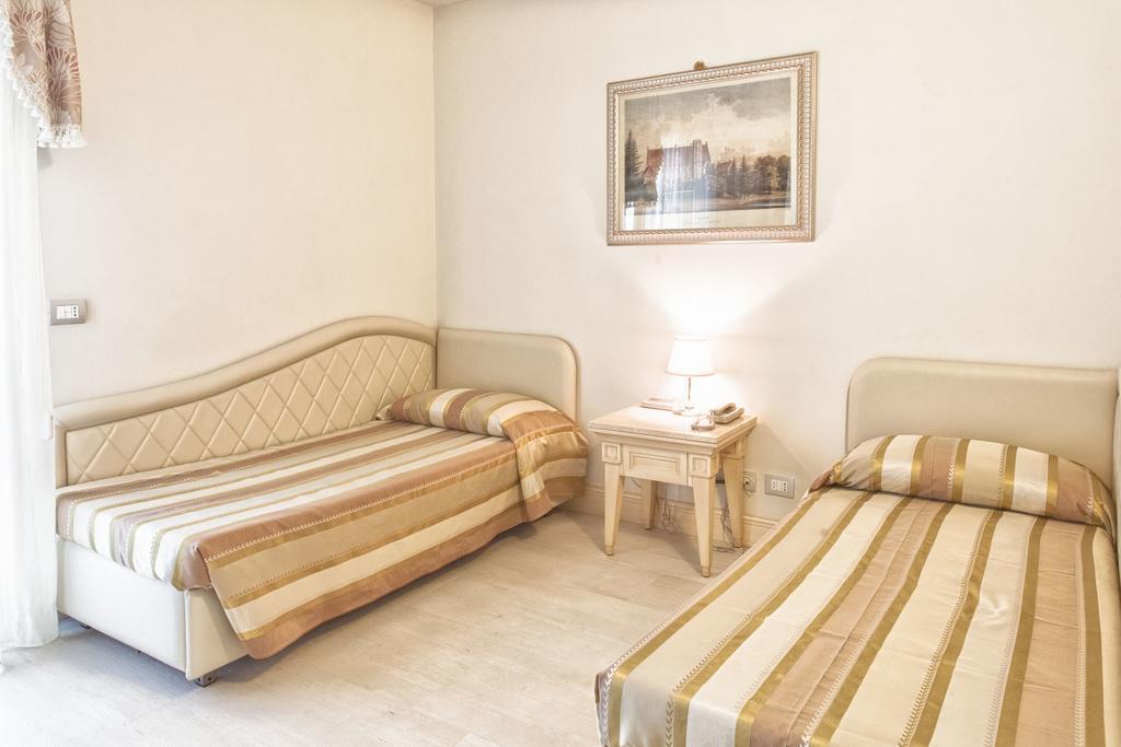 Hotel Conchiglia チェルヴィア エクステリア 写真